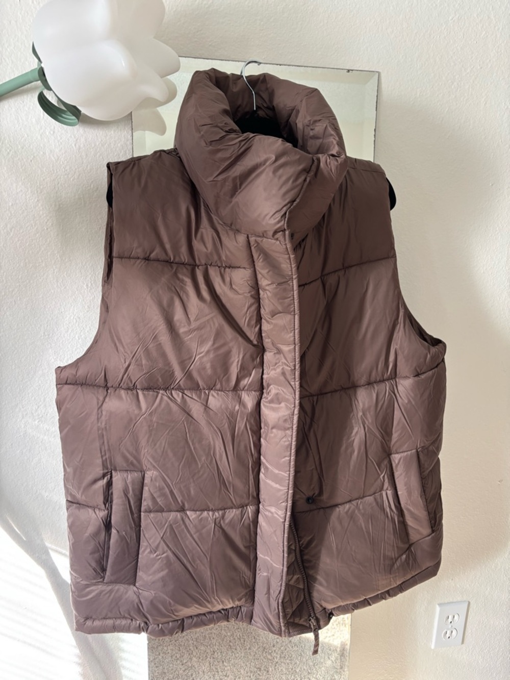 American Eagle Outfitters Quilted Vest in Brown
